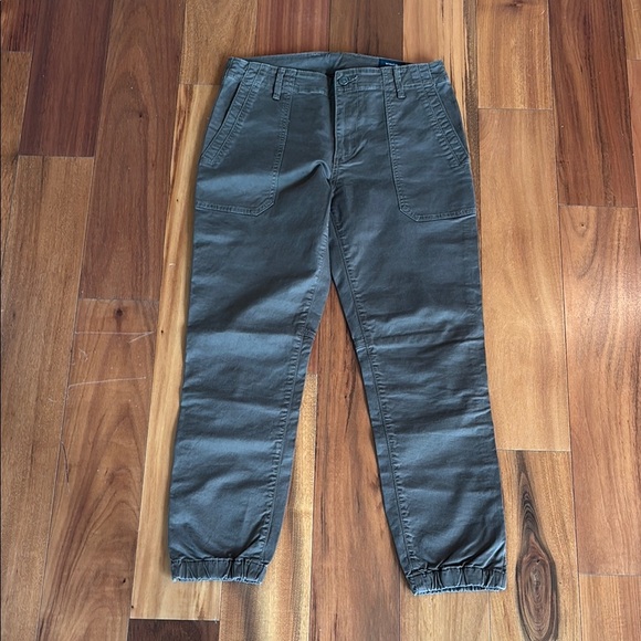 Vince Cropped Pants - Picture 1 of 10